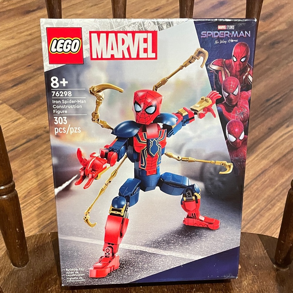 LEGO Marvel Iron Spider-Man Construction Figure - Red, Blue, Gold